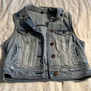American Eagle jean vest - size m